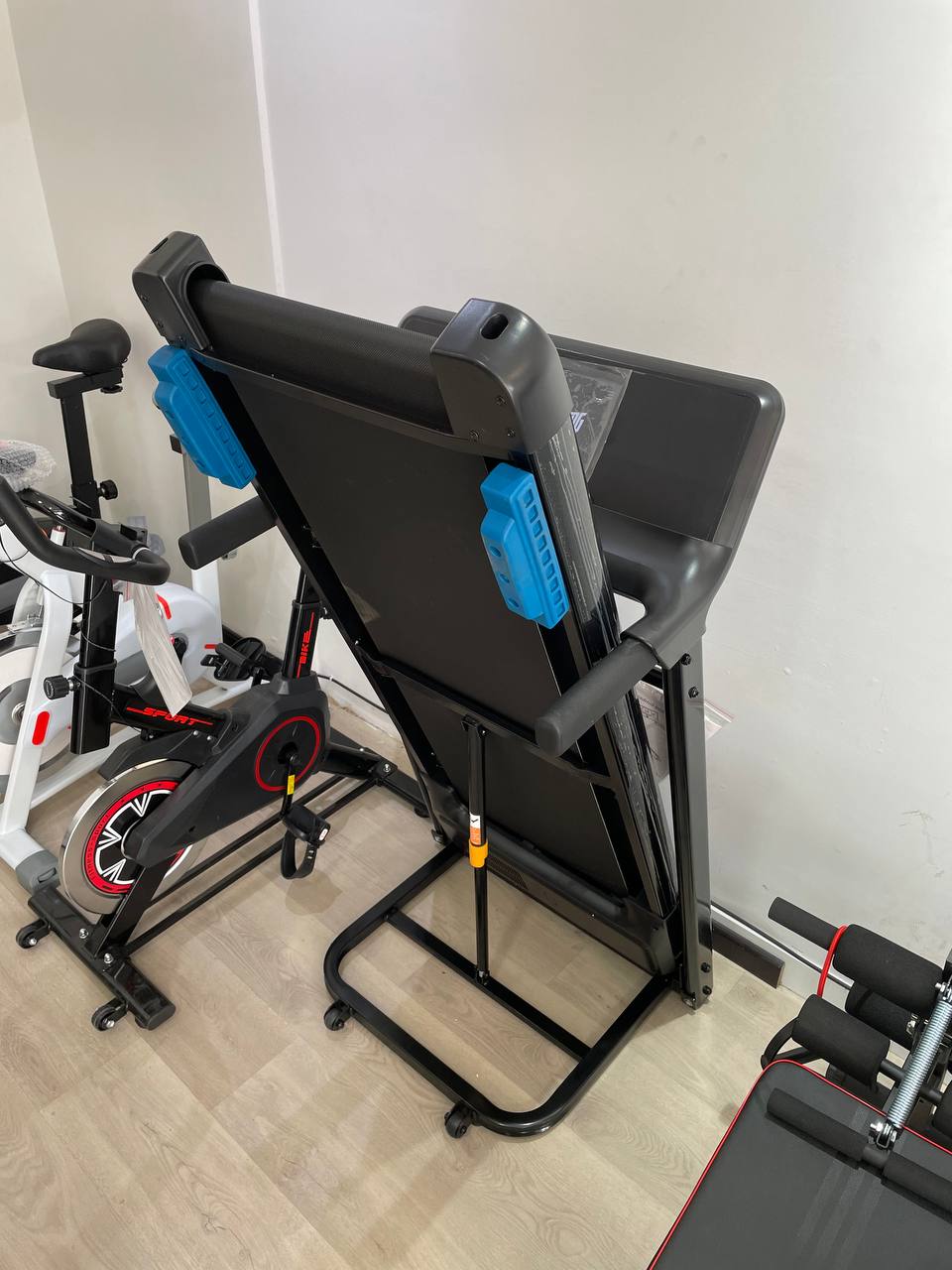 Caminadora Plegable 2.5HP con Pantalla Táctil (WiFi, Netflix, YouTube, Spotify, etc)
